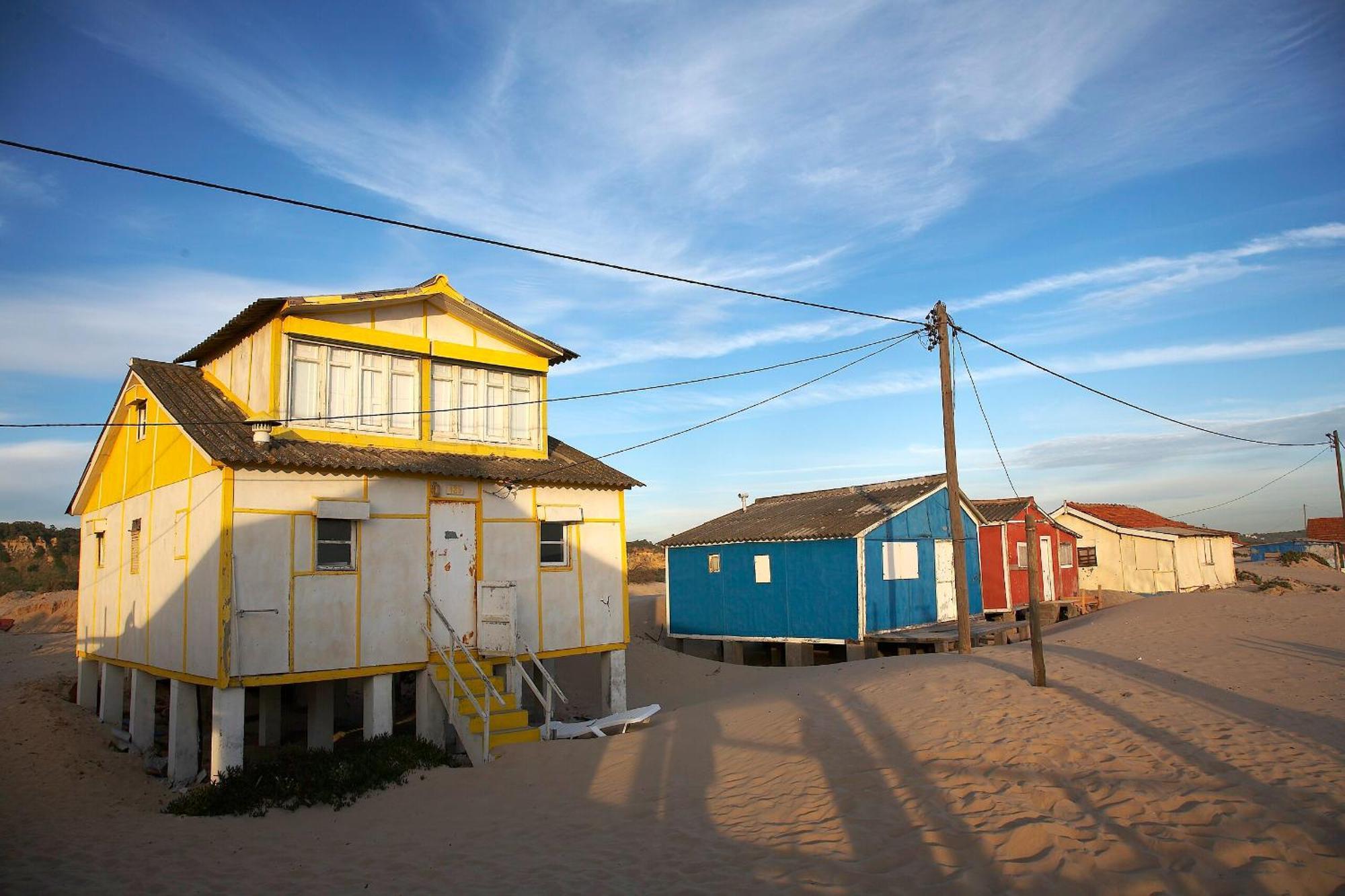 Sea View & Sundown, 150M From The Beach And Surf Spots Costa da Caparica Exterior photo