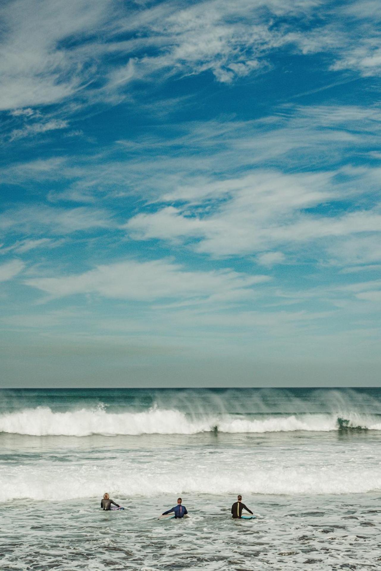 Sea View & Sundown, 150M From The Beach And Surf Spots Costa da Caparica Exterior photo